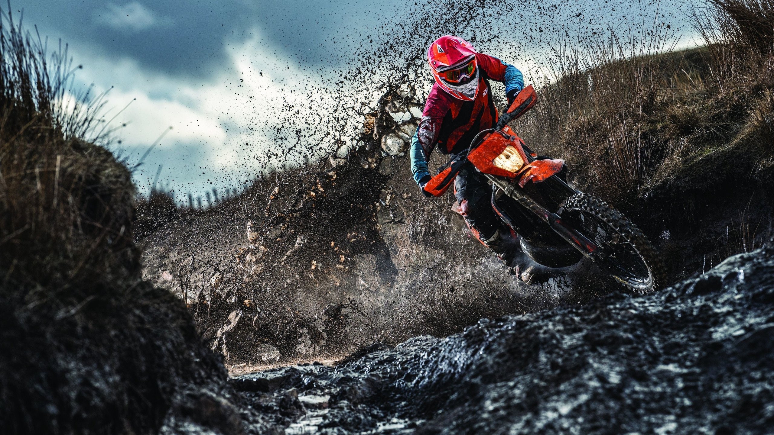 世界杯揭秘：阿根廷更衣室内部演讲视频曝光 热泪盈眶