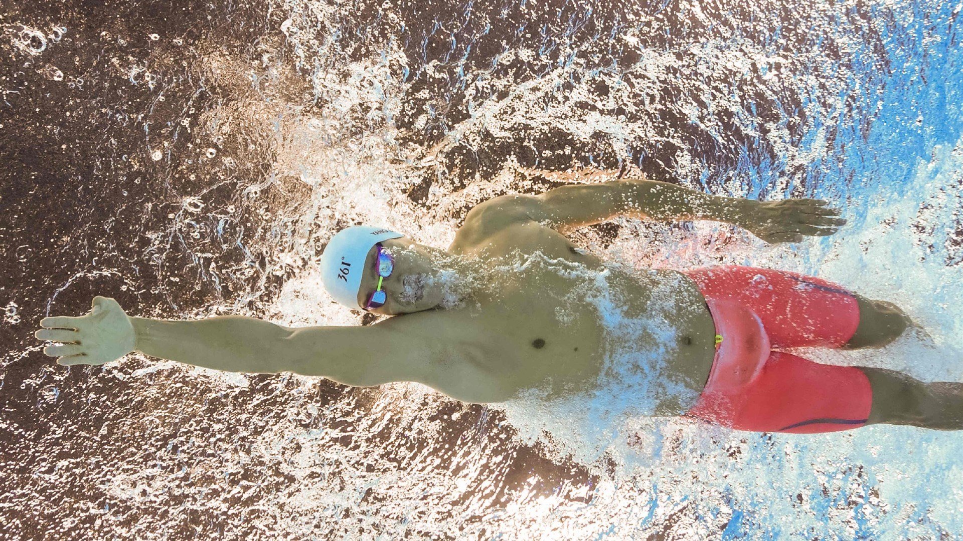 电竞全球总决赛在上海打响 LPL三支战队会师八强